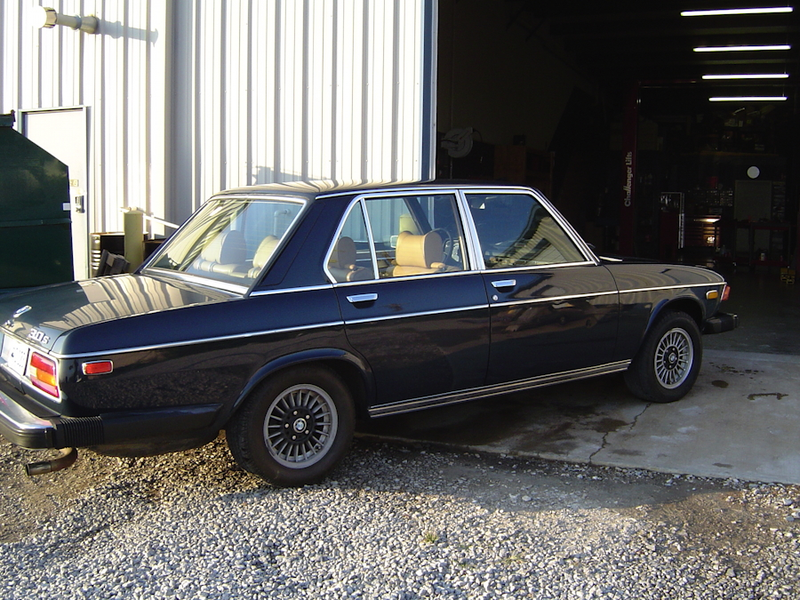Illustration for article titled For $3,500, This Bayerische Motoren Needs Some Werke